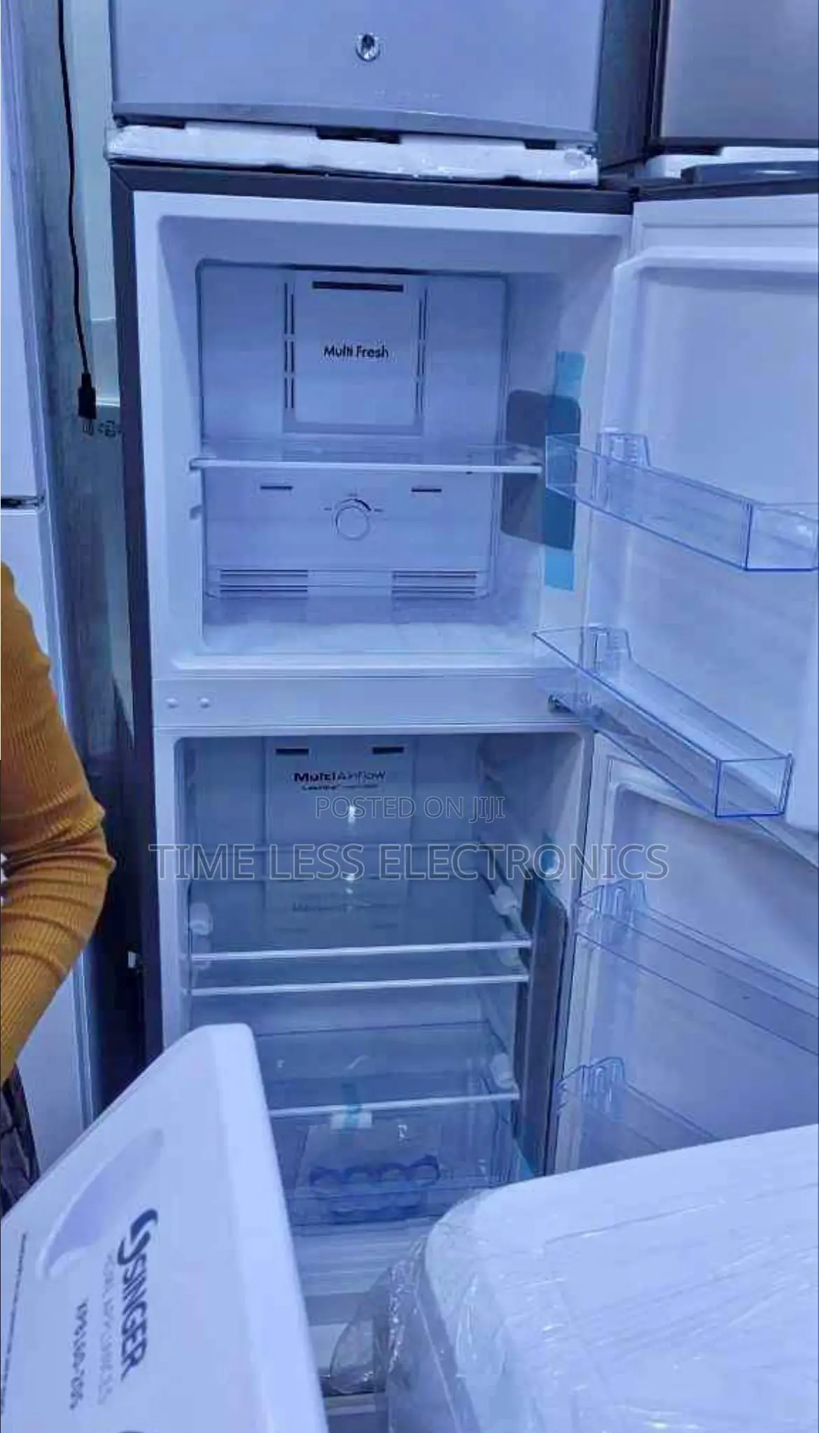 Popular 520 L Refrigerator – Spacious Energy Efficient!
