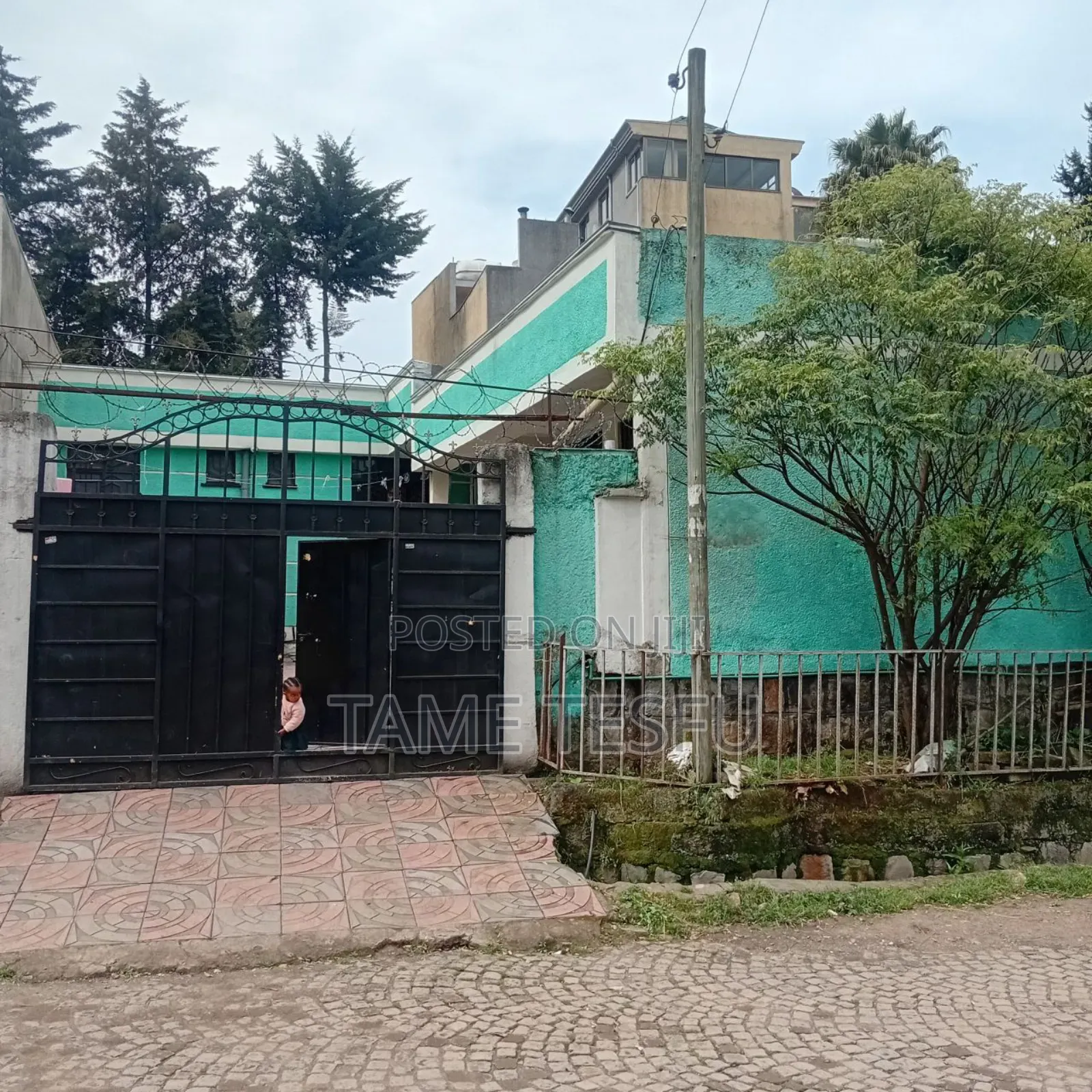 Furnished 3bdrm House in ወሰን, Yeka for sale