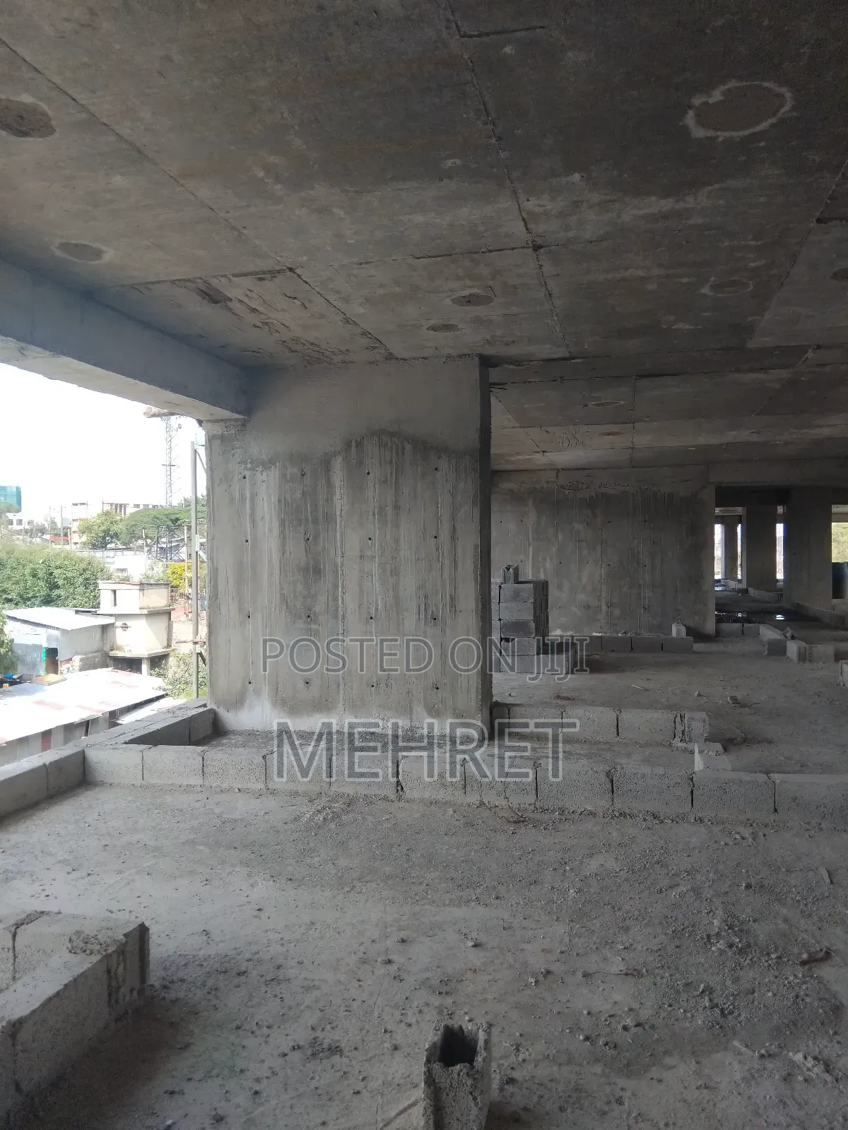 2bdrm Apartment In Lideta For Sale