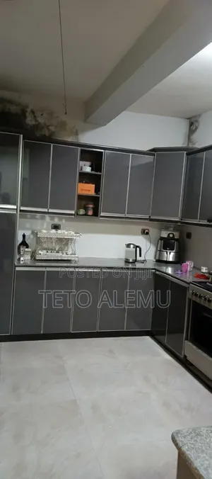 7bdrm House in የሚሸጥ ቤት አያት ዲያስፖራ, Bole for sale