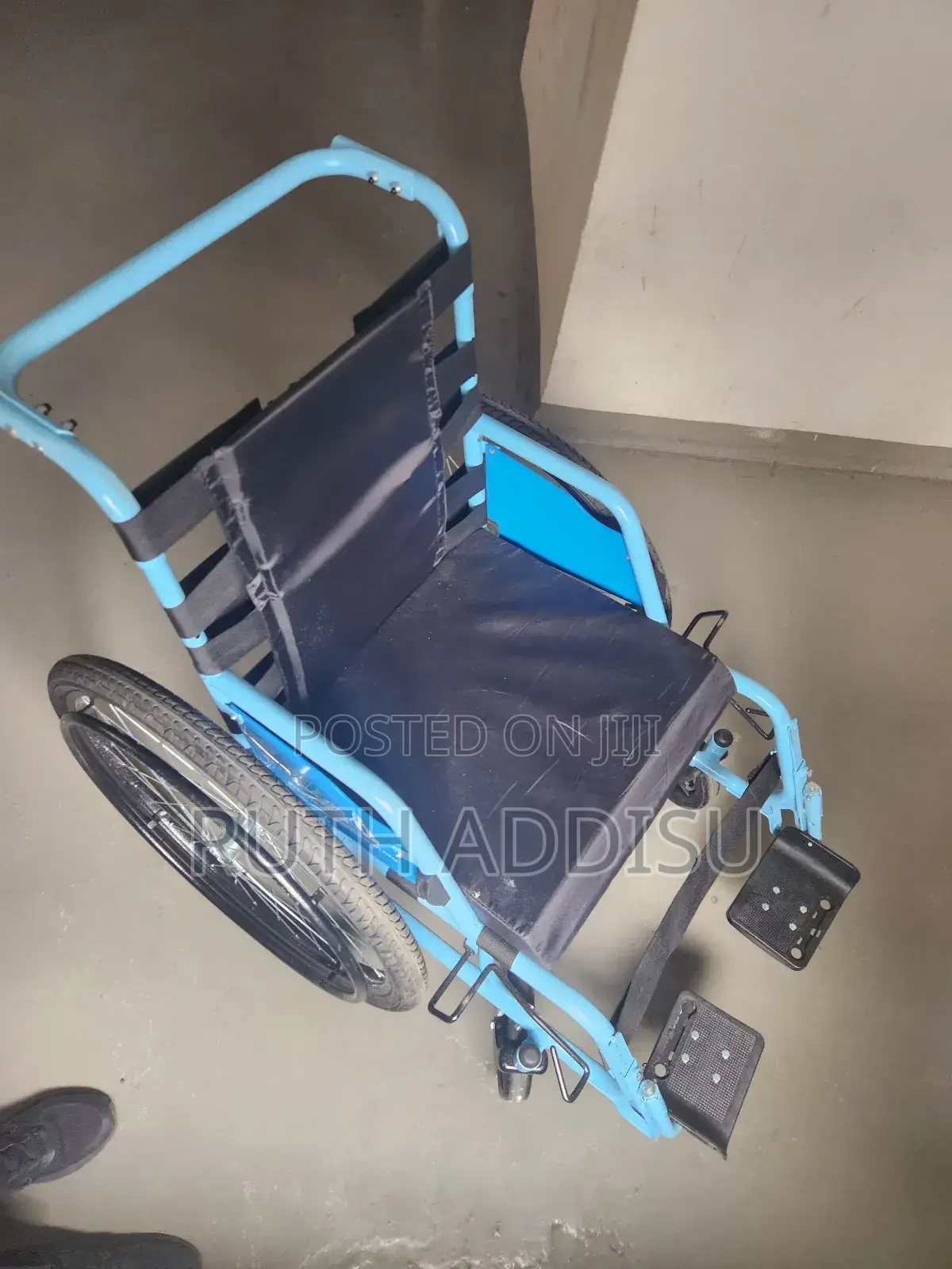 Non Foldable Vertebral Support for Good Posture Wheelchair輕鬆wheelchair