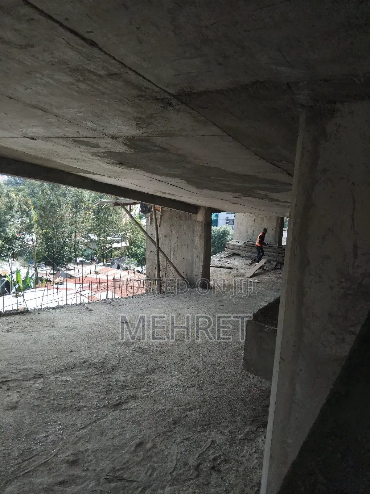 2bdrm Apartment In ጃምቦ, Lideta For Sale