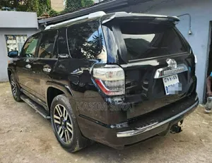Toyota 4-Runner Limited 4x4 2019 Black