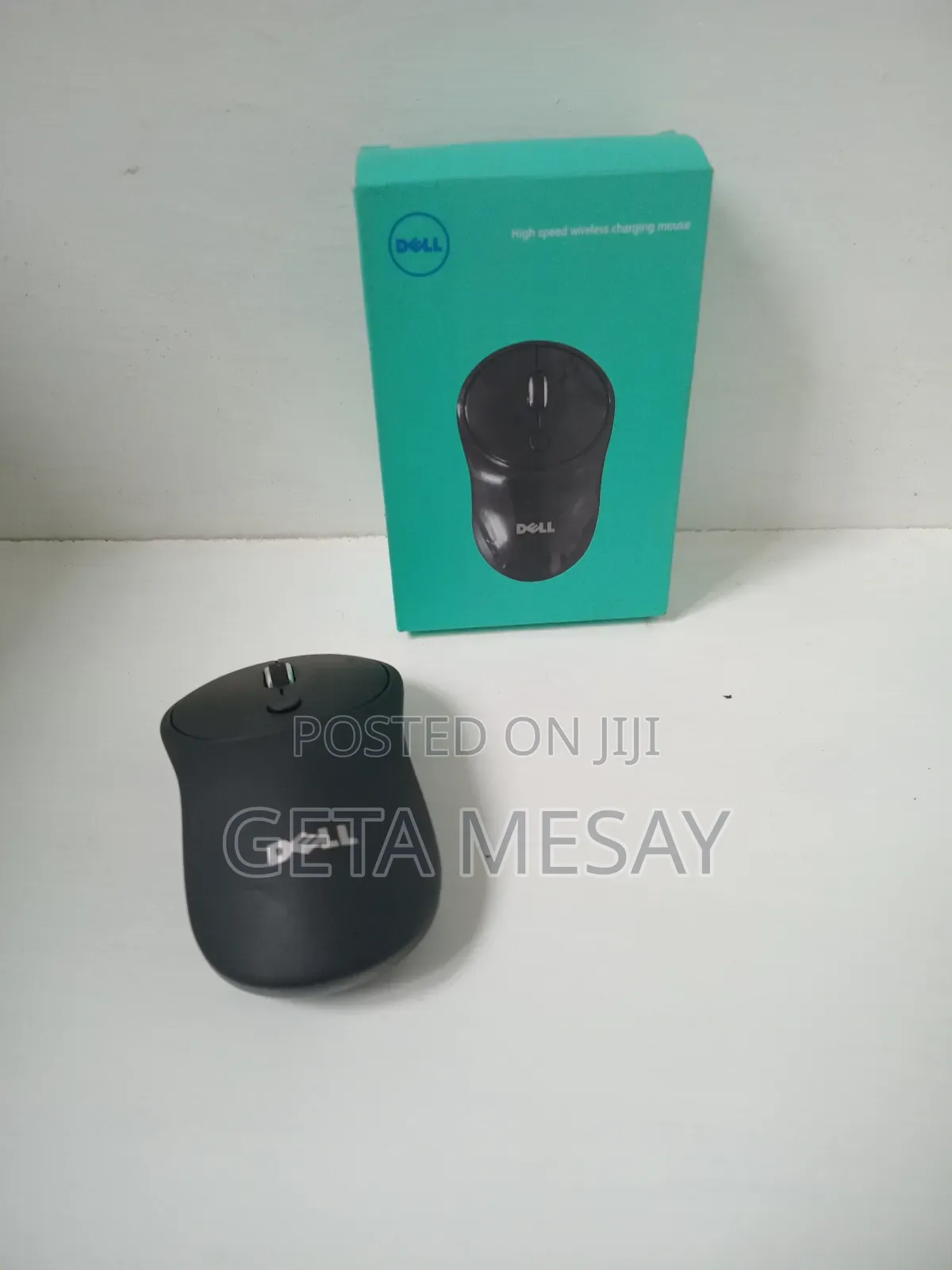 Brand New Dell Wireless Charging Mouse - High-Speed Ergonomic