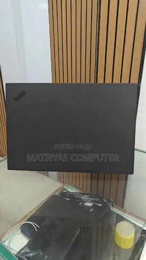 New Laptop Lenovo ThinkPad T14 16GB Intel Core I7 SSD 512GB