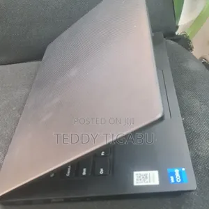 New Laptop Lenovo 16GB Intel Core I5 SSD 512GB