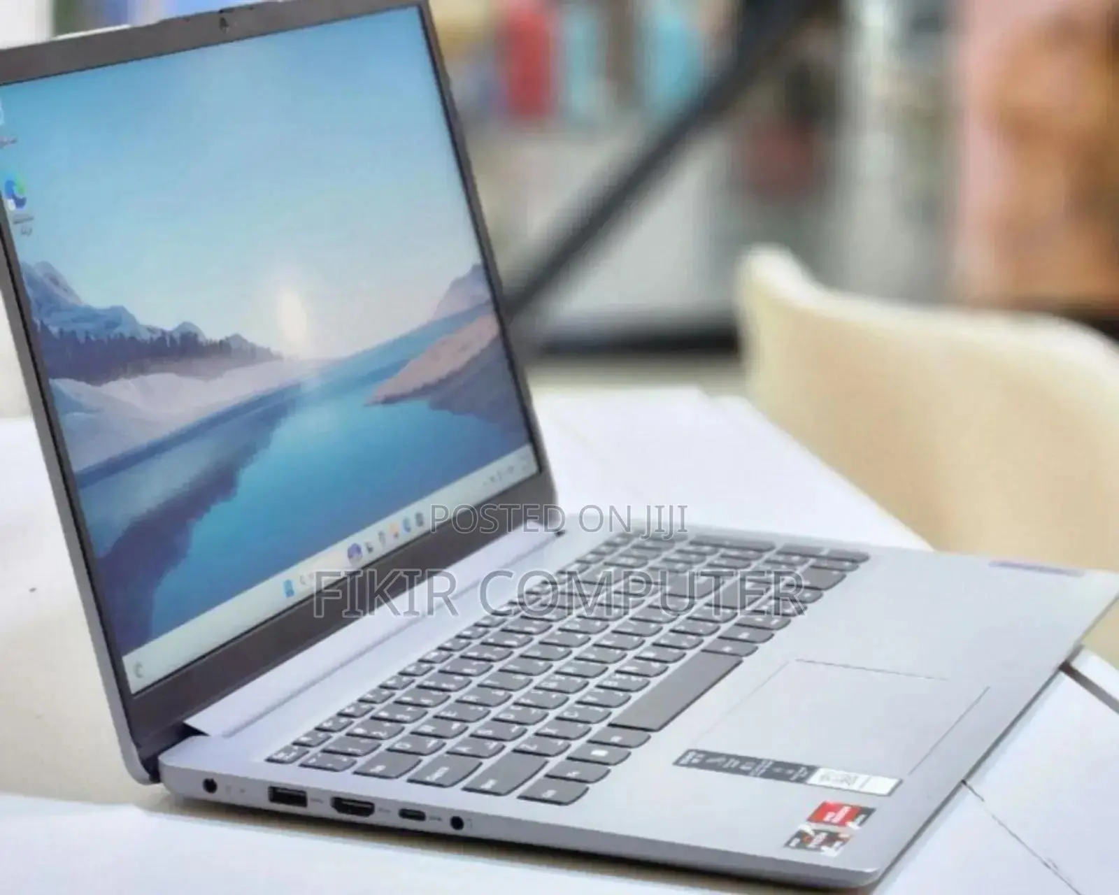 New Laptop Lenovo IdeaPad S10 8GB AMD Ryzen 5 SSD 512GB