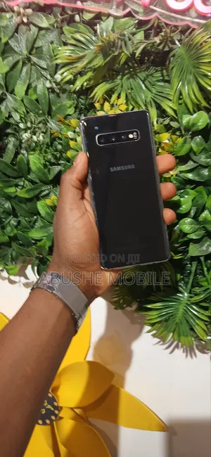 Samsung Galaxy S10 Plus 128 GB Black