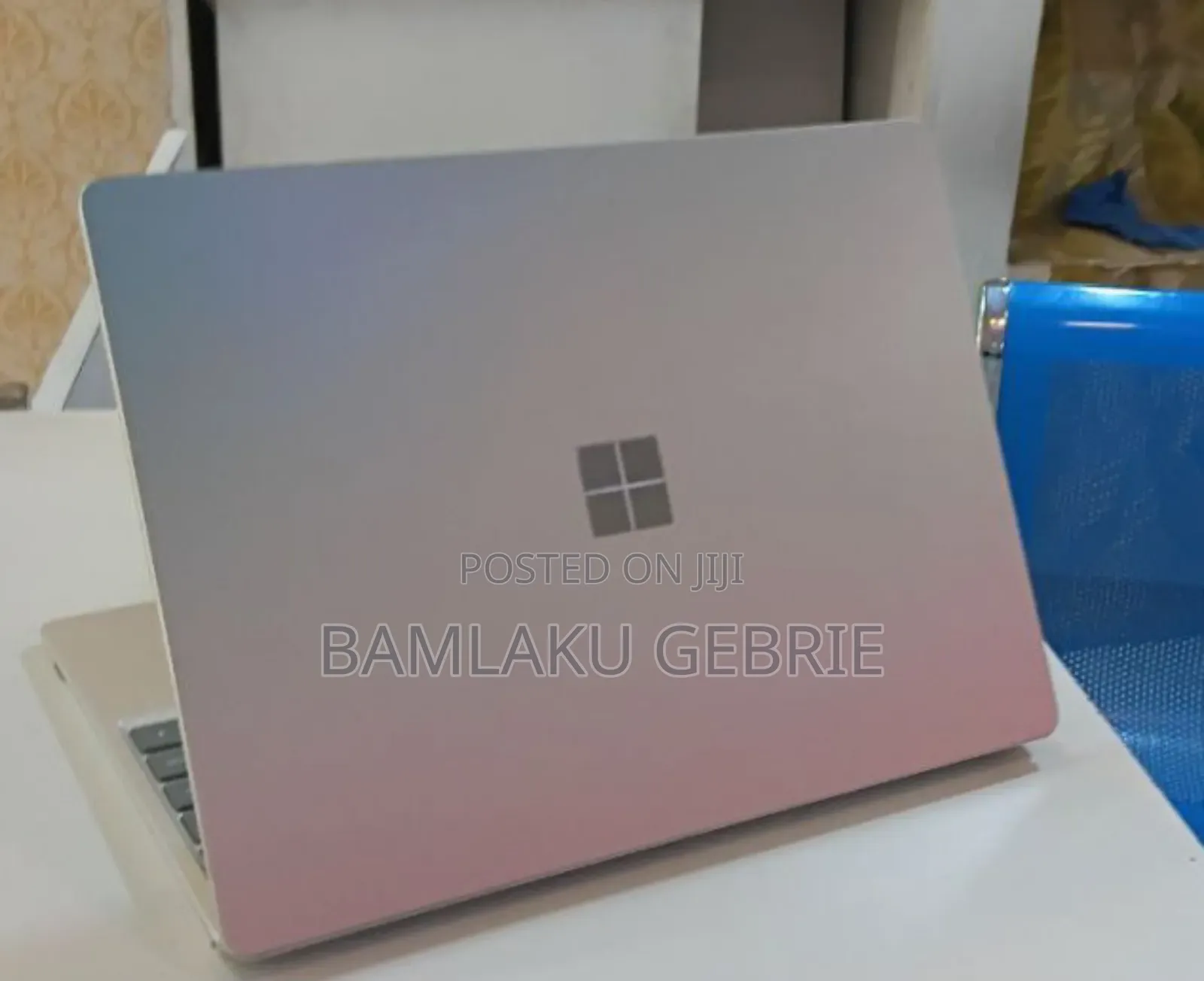 New Laptop Microsoft Surface Laptop 8GB Intel Core I5 SSD 128GB
