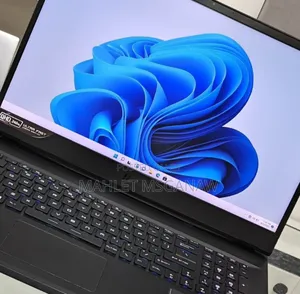 New Laptop MSI GP75 Leopard 16GB Intel Core I7 SSD 512GB