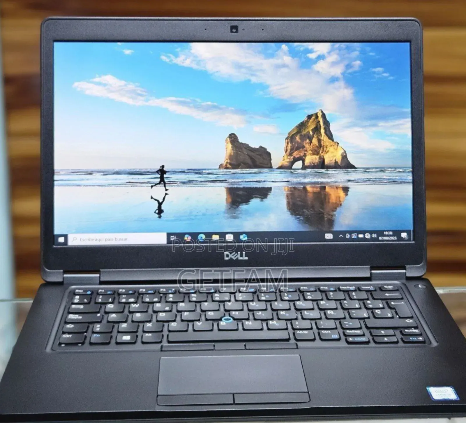 New Laptop Dell XPS 15 8GB Intel Core I5 SSD 256GB