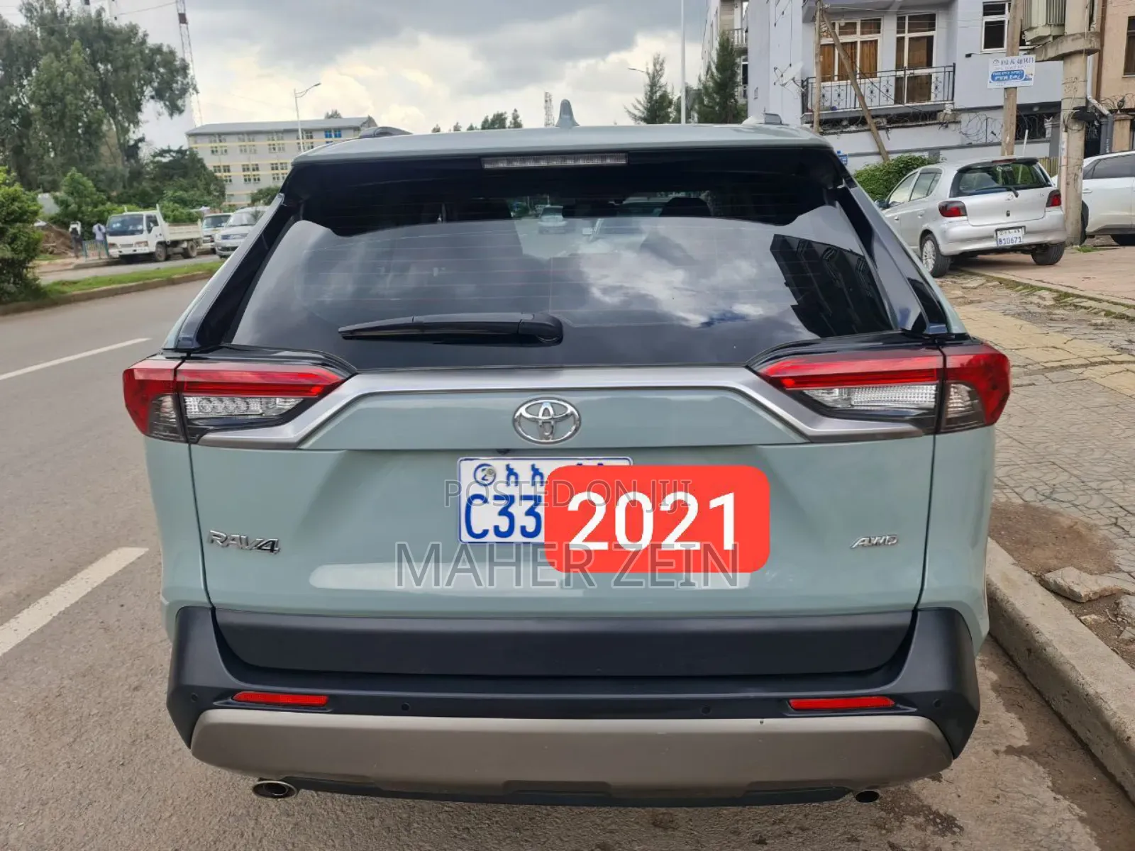 Toyota RAV4 Limited 2022 Green