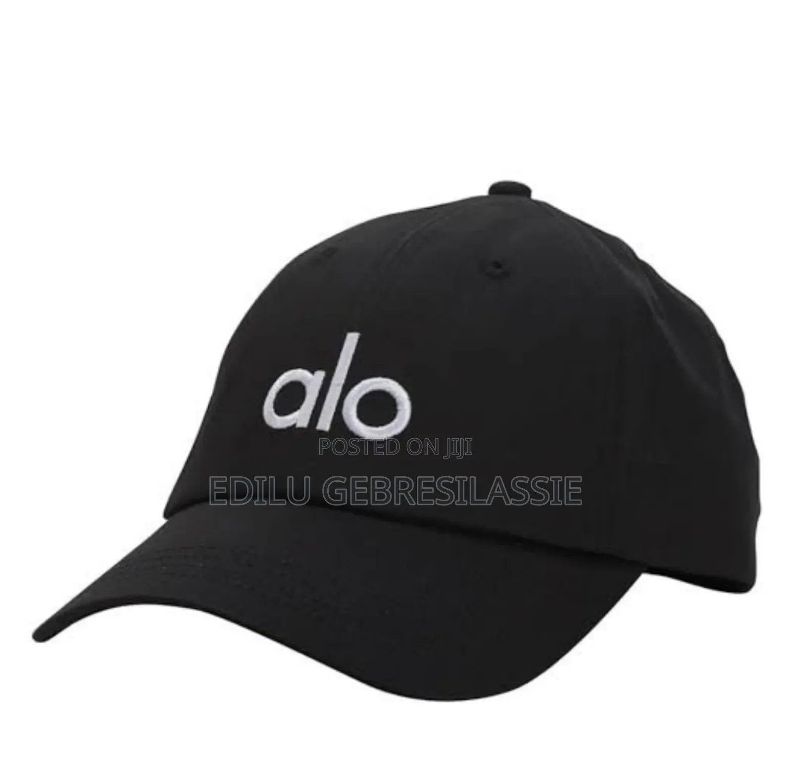 ሽቶ,ሰዓት,ቀበቶ,ኮፍያዎች አሉን