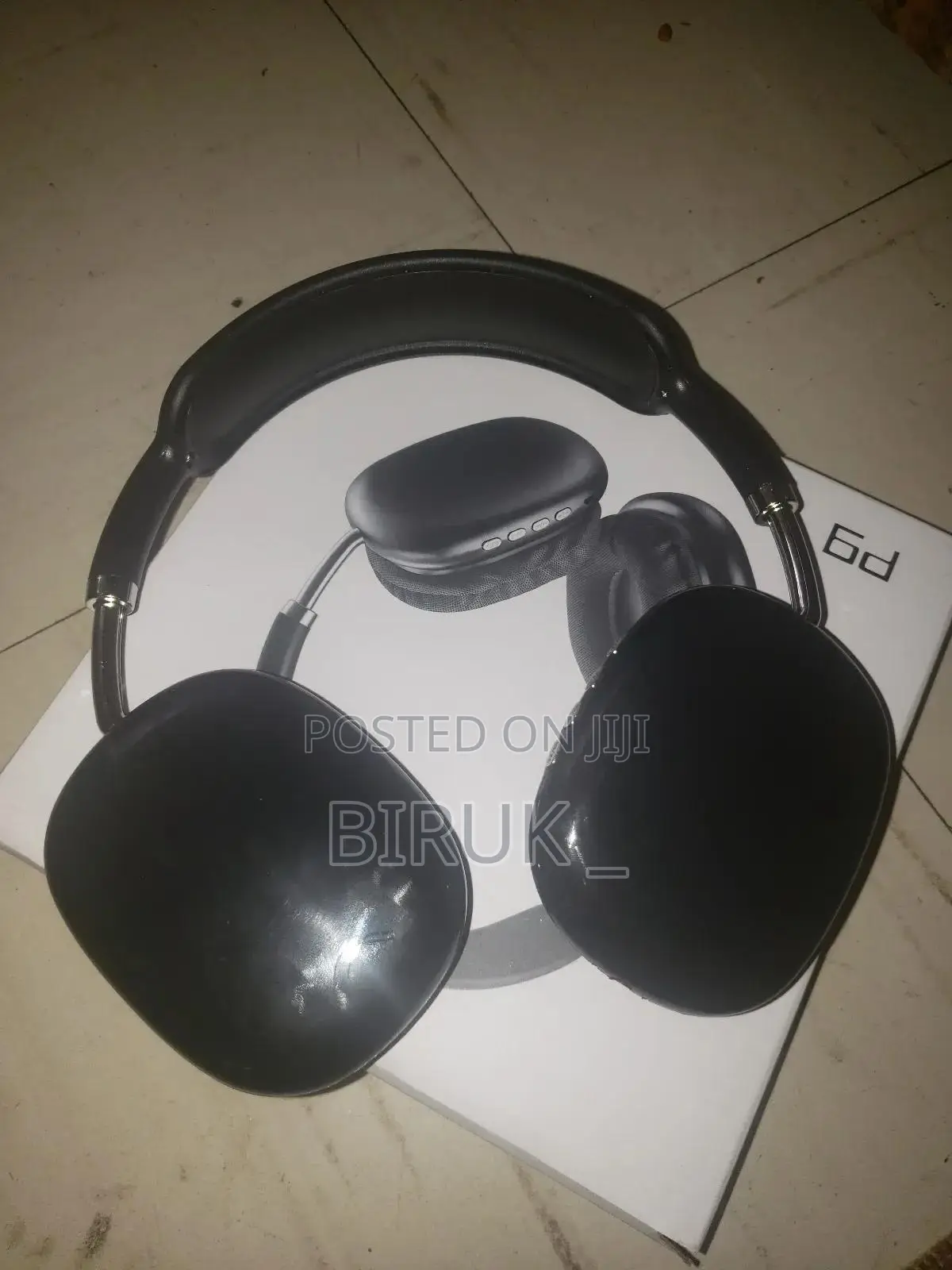 P9 Headset (Headphone)
