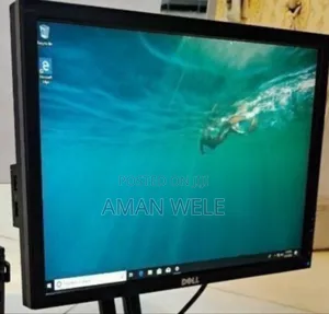 Photo - New Laptop Dell Vostro DVCI309 8GB Intel Core I5 SSD 1T