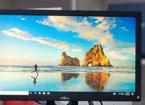 New Laptop Dell Vostro DVCI309 8GB Intel Core I5 SSD 1T