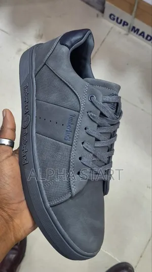 Photo -  Flat Timberland 
 Made in Vietnam