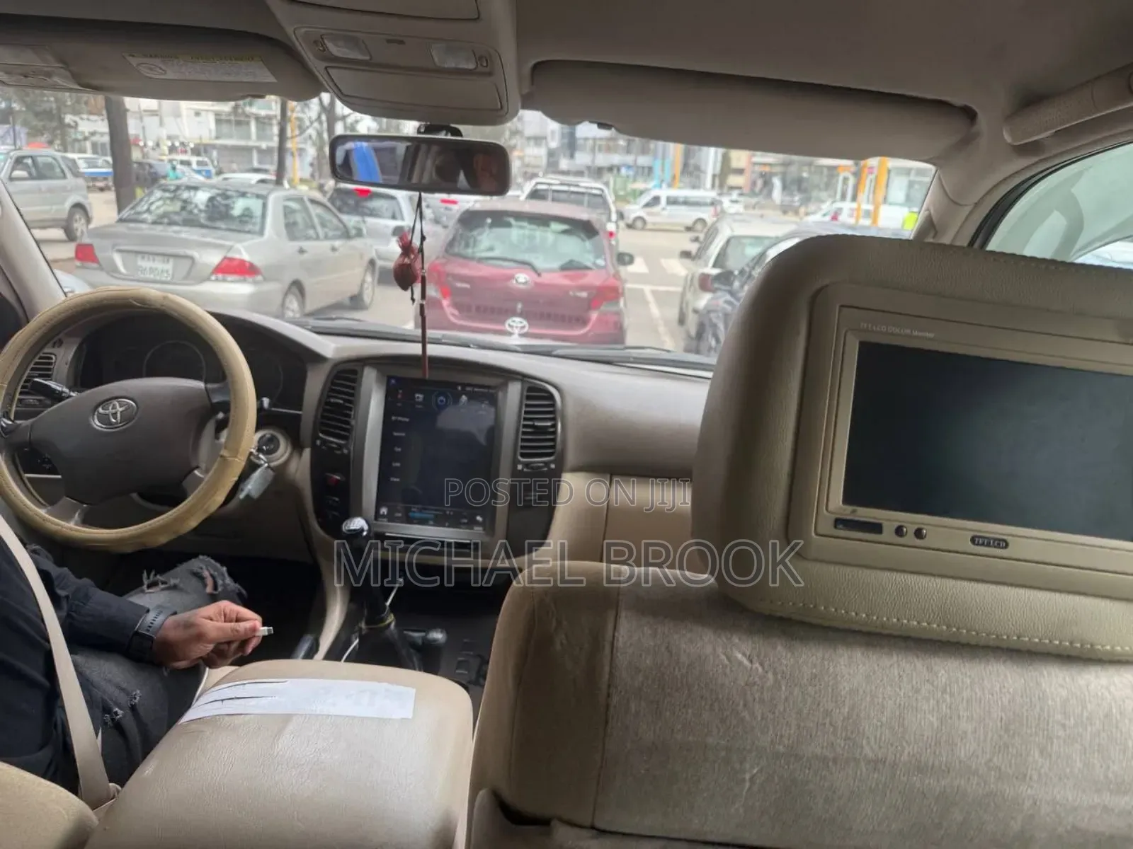 Toyota Land Cruiser 2007 White