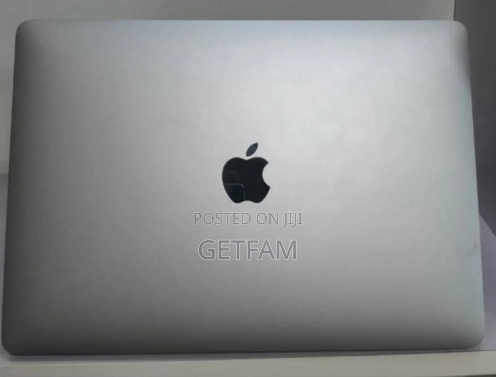 New Laptop Apple MacBook Pro 2017 8GB Intel Core I5 SSD 128GB