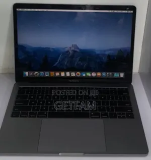 New Laptop Apple MacBook Pro 2017 8GB Intel Core I5 SSD 128GB