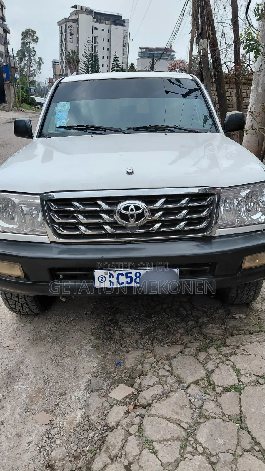 Toyota Land Cruiser 2004 White