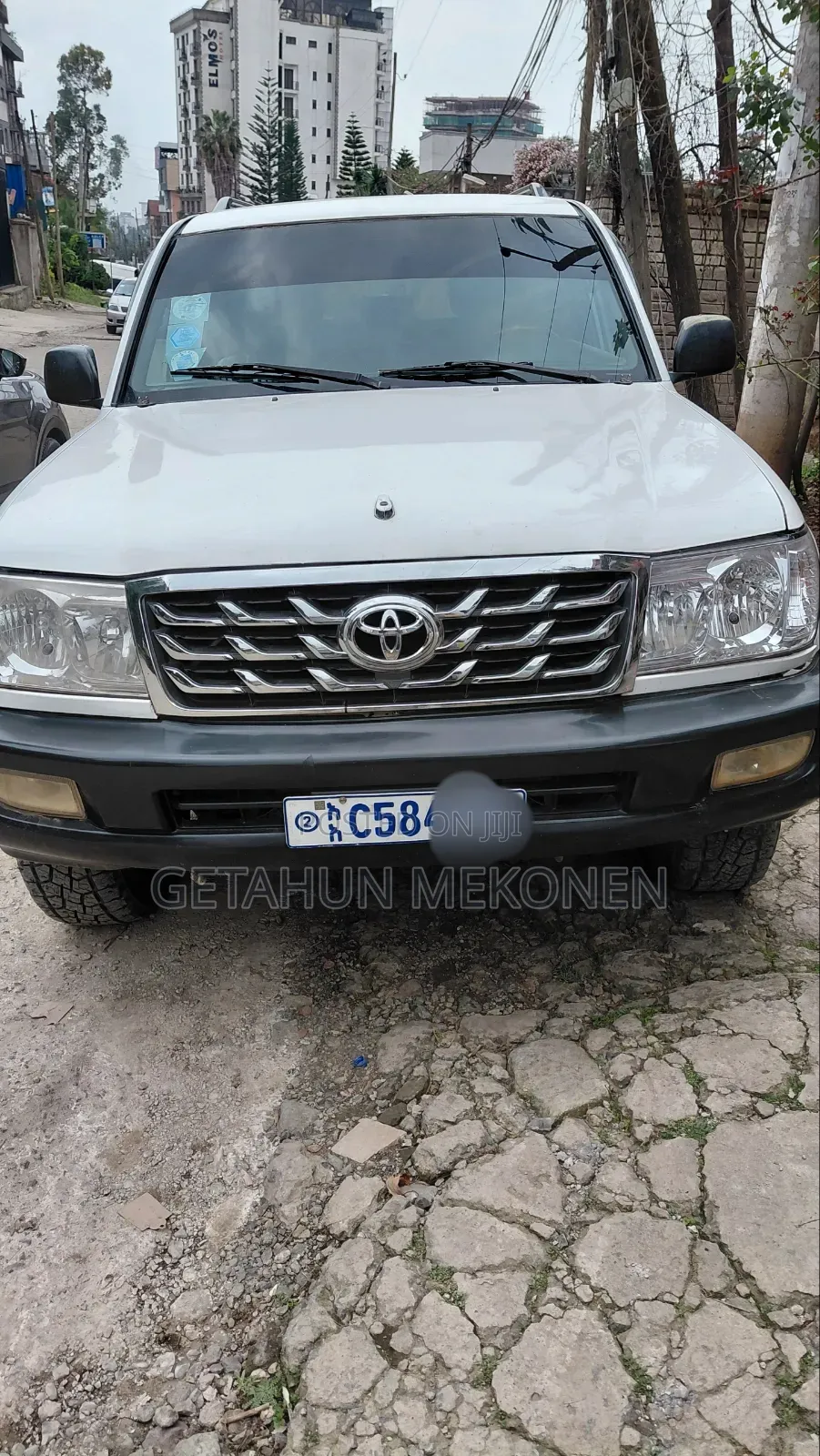 Toyota Land Cruiser 2004 White