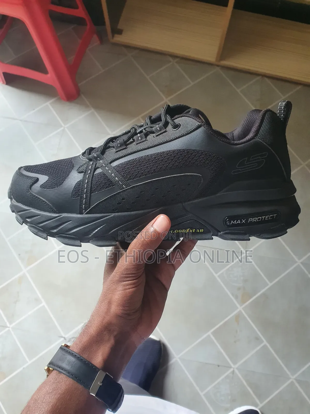 Skechers Brand Men's Sneaker [On Hand]