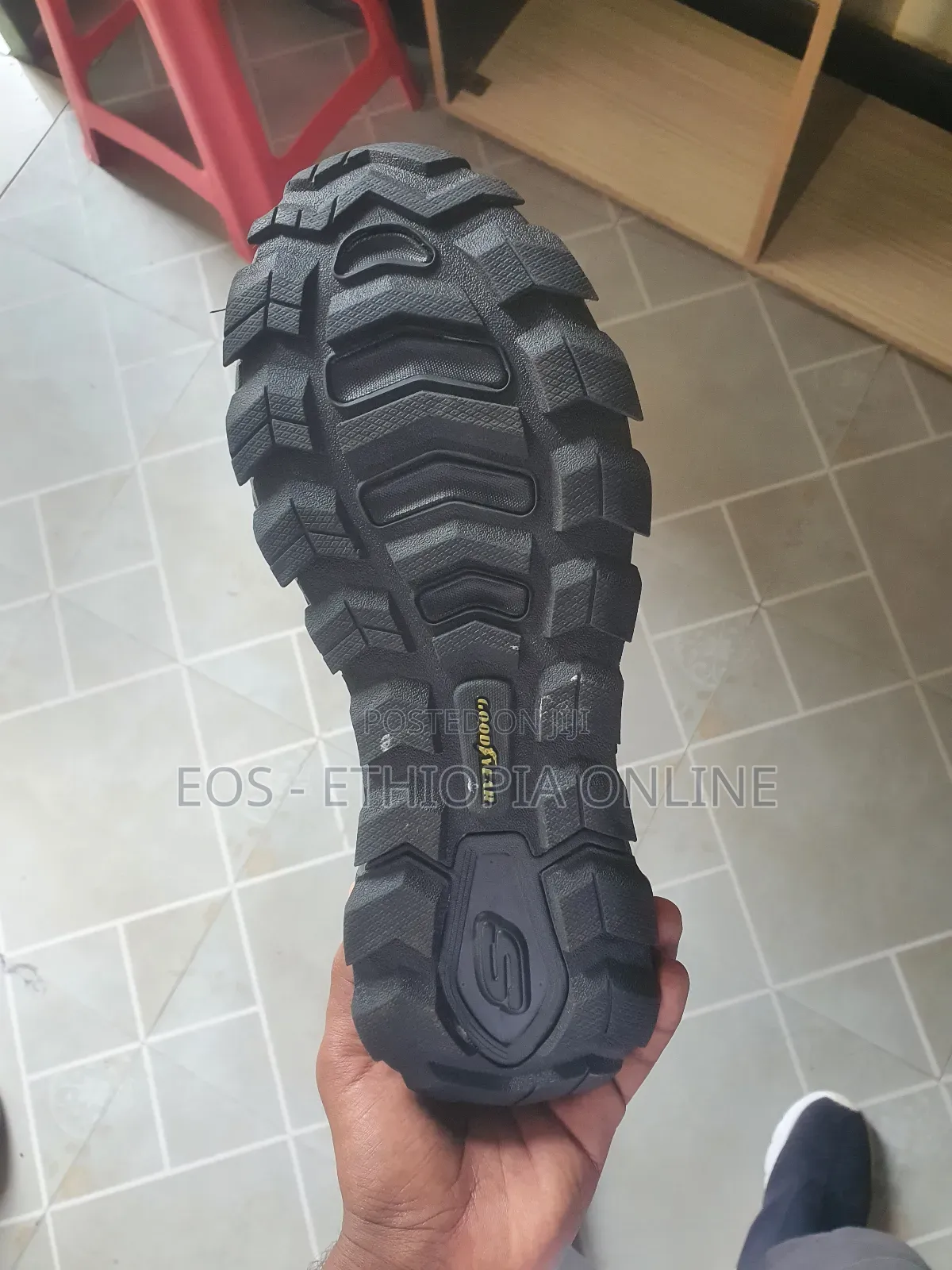 Skechers Brand Men's Sneaker [On Hand]