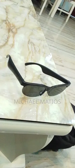 Photo - Fully Smart Sunglass+Air Pad