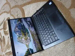 Laptop Dell Latitude 7390 8GB Intel Core I5 SSD 500GB