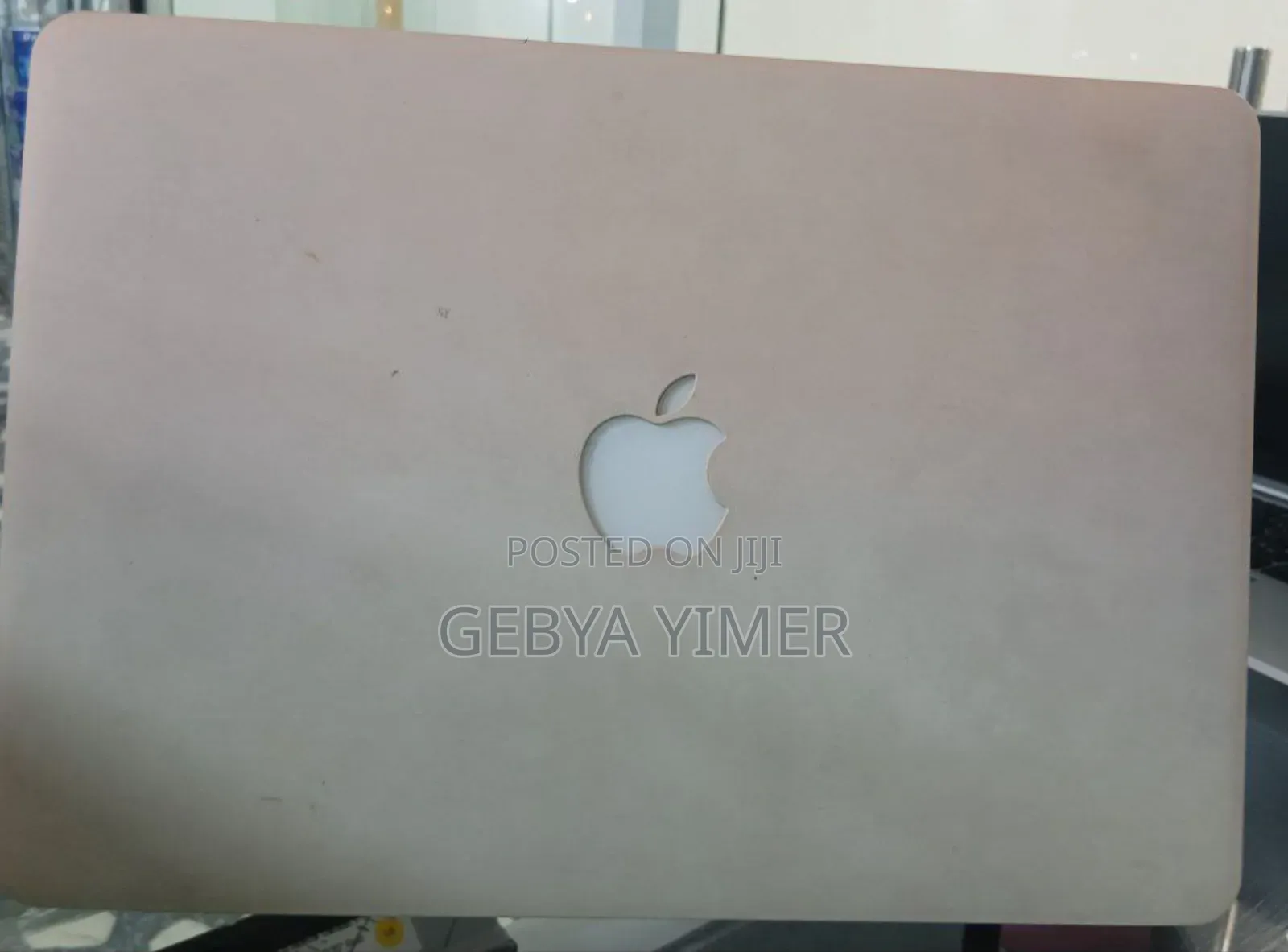 New Laptop Apple MacBook Pro 16GB Intel Core I5 SSD 512GB