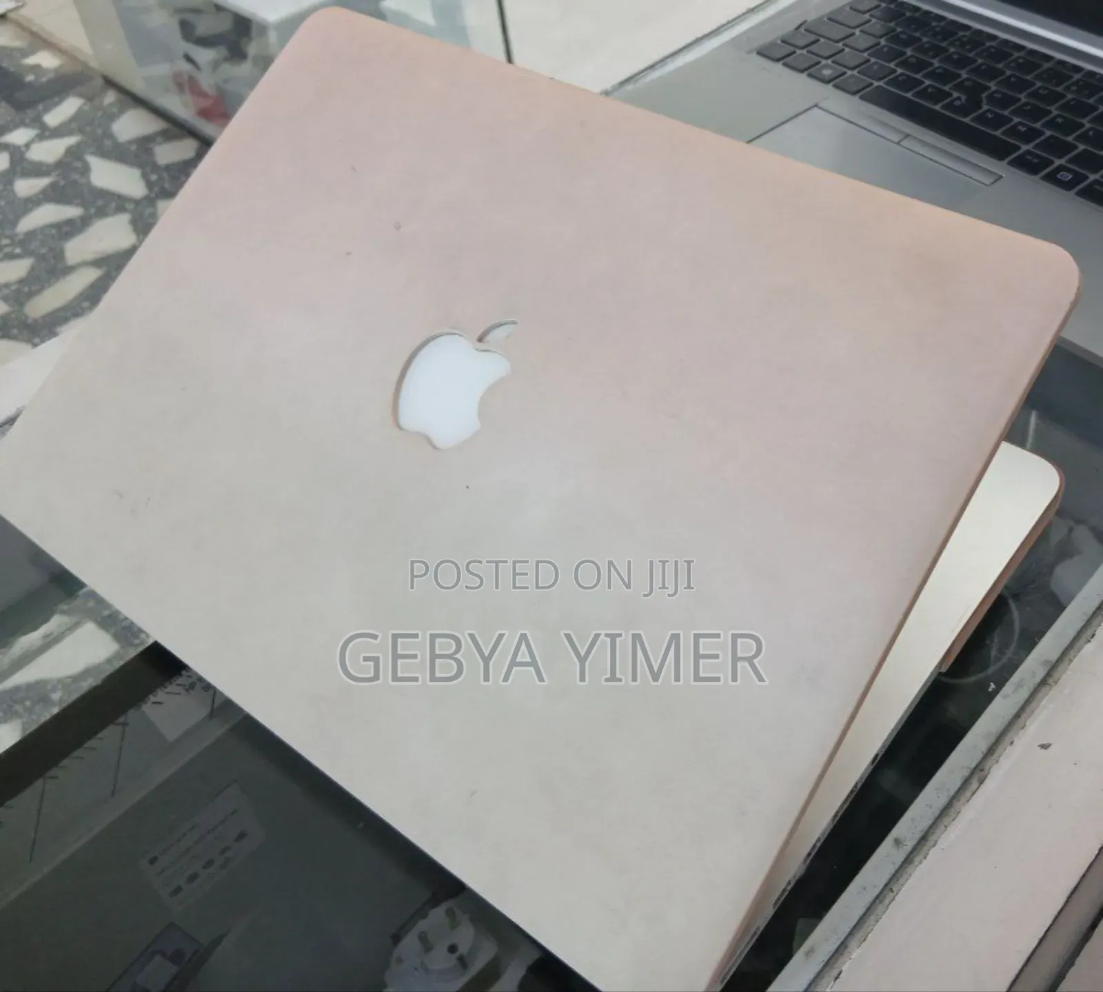 New Laptop Apple MacBook Pro 16GB Intel Core I5 SSD 512GB