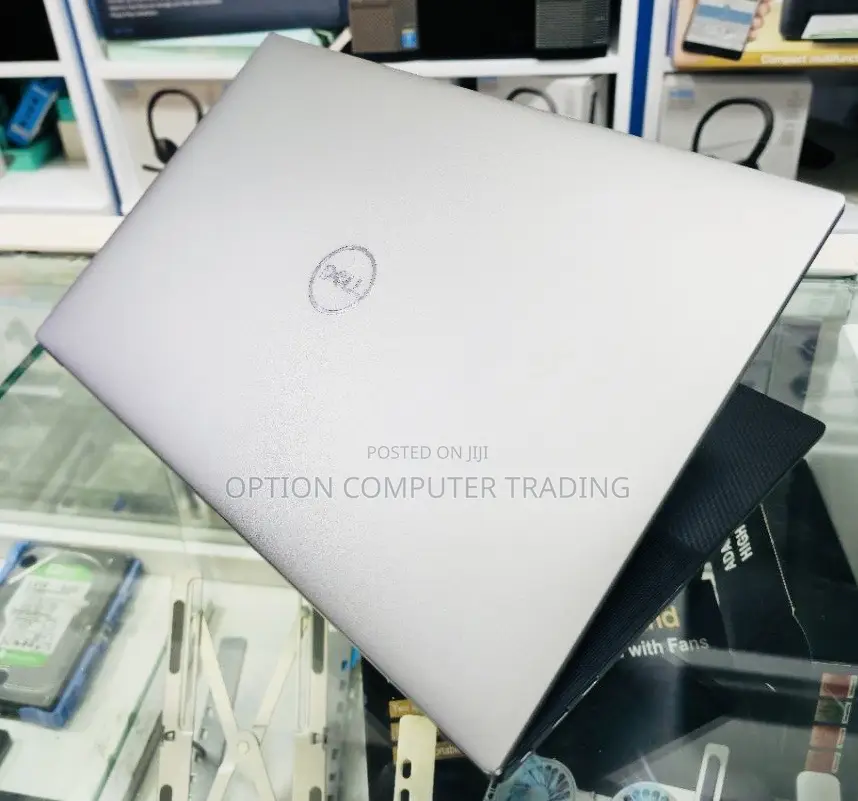 New Laptop Dell Precision 15 5540 32GB Intel Core I7 SSD 512GB