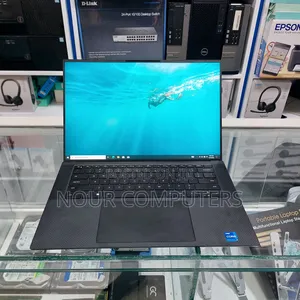 Photo - New Laptop Dell Precision 5570 32GB Intel Core I7 SSD 512GB