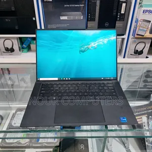 New Laptop Dell Precision 5570 32GB Intel Core I7 SSD 512GB