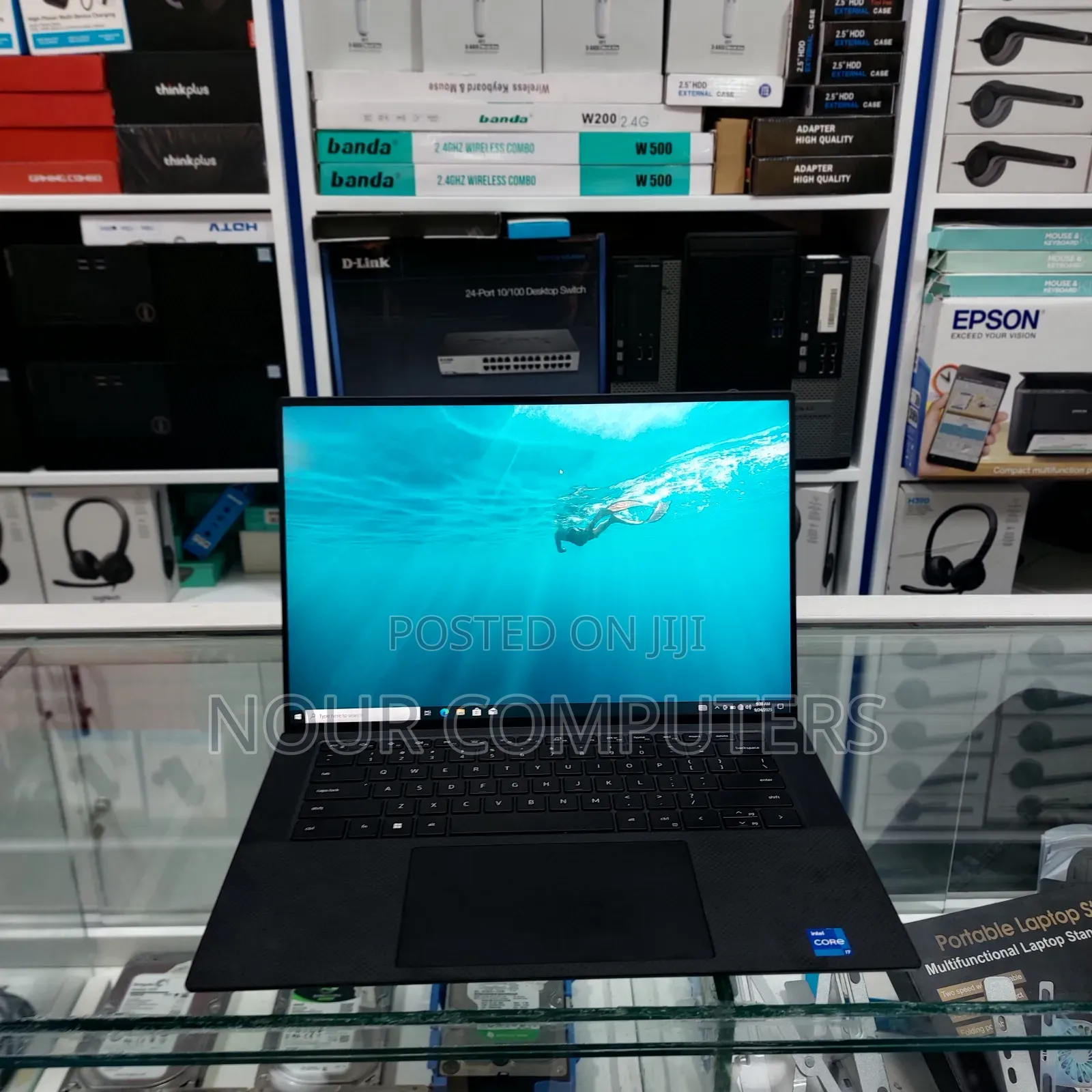 New Laptop Dell Precision 5570 32GB Intel Core I7 SSD 512GB