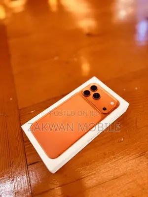 Photo - New Apple iPhone 17 Pro Max 256 GB Orange