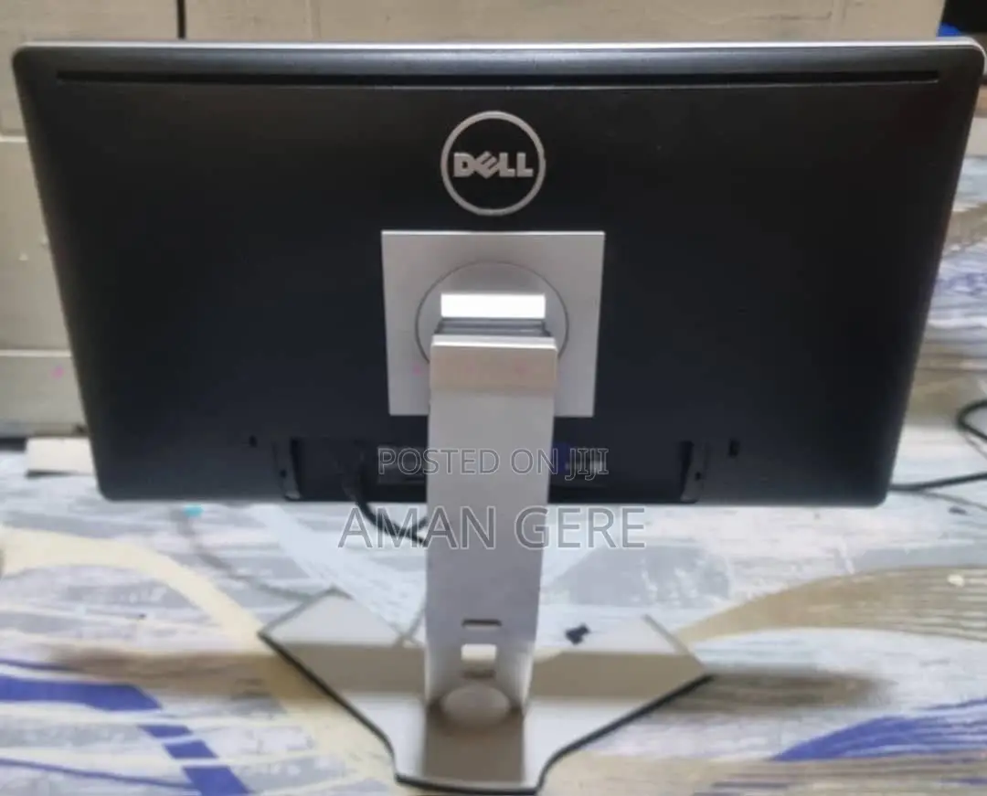 Desktop Computer Dell OptiPlex 3050 4GB Intel Core I3 HDD 500GB