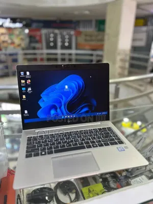 Photo - Laptop HP 16GB Intel Core I5 SSD 500GB