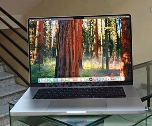 New Laptop Apple MacBook Pro M1 16GB Apple M1 Pro SSD 1T