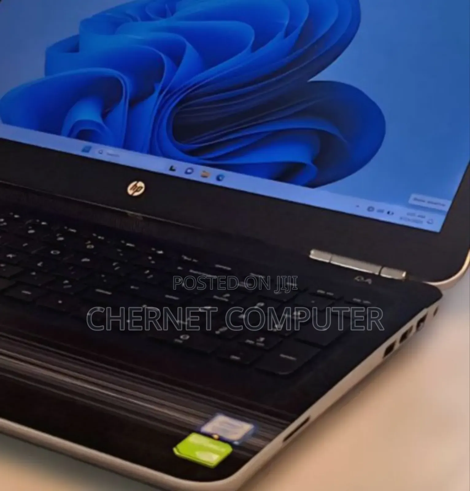 New Laptop HP Pavilion 15 8GB Intel Core I7 SSD 256GB