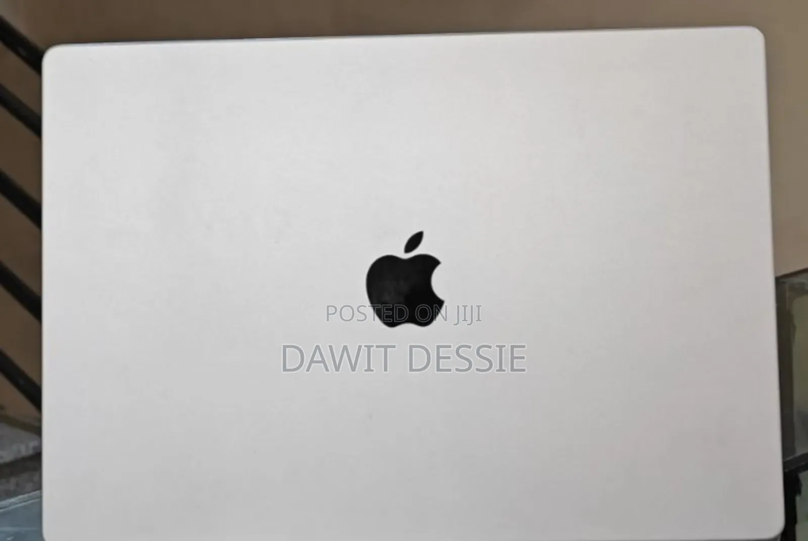 New Laptop Apple MacBook Pro 2019 16GB Intel Core M3 SSD 1T
