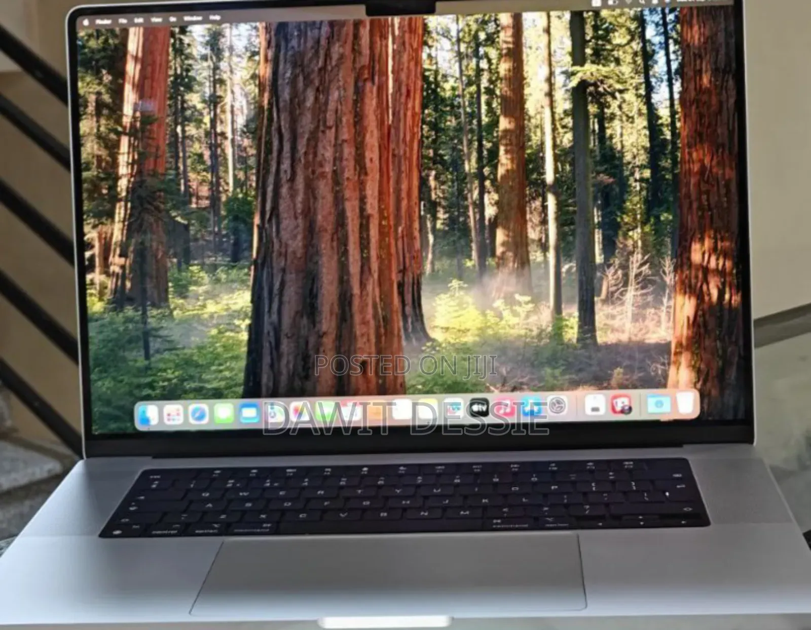 New Laptop Apple MacBook Pro 2019 16GB Intel Core M3 SSD 1T
