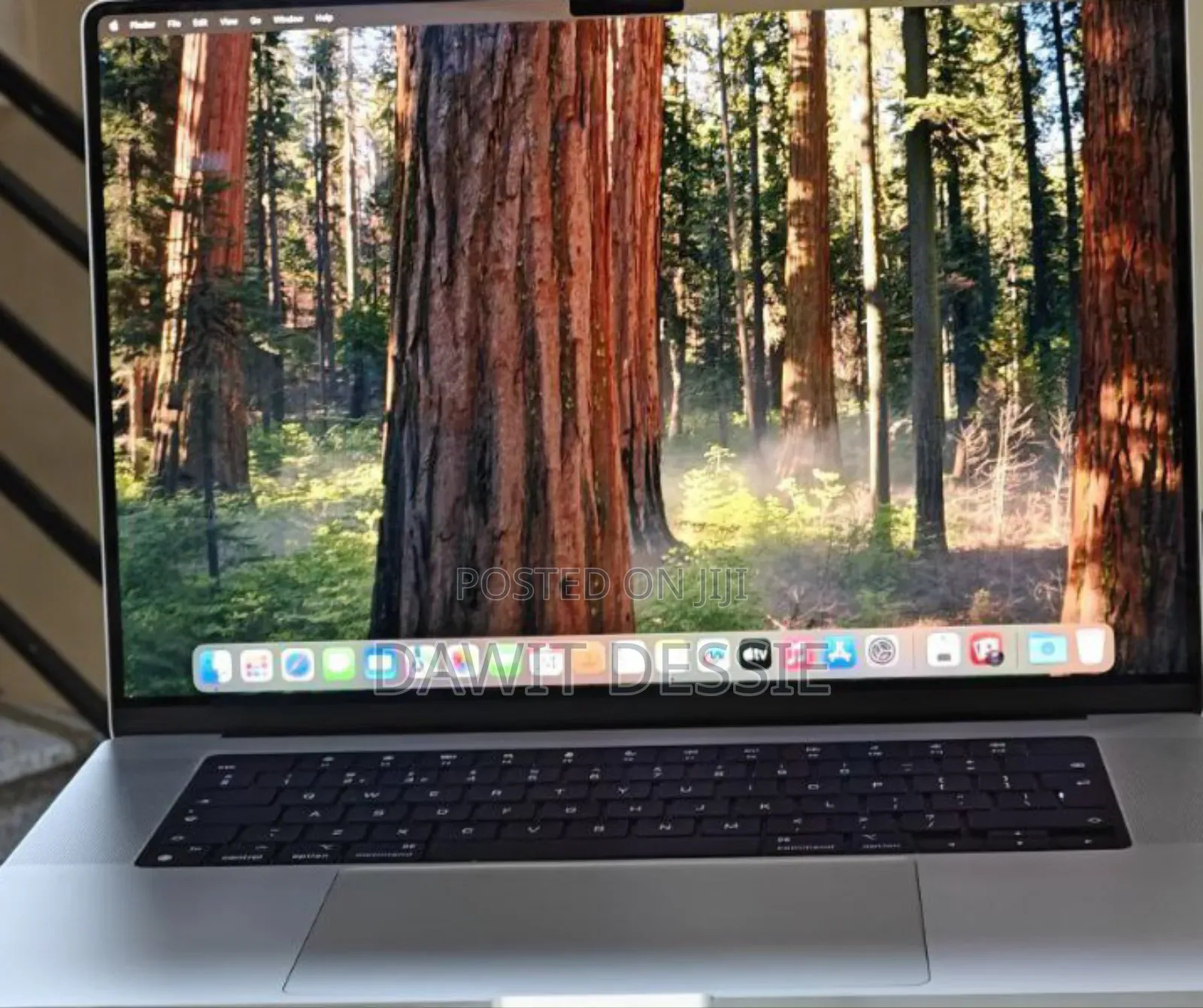 New Laptop Apple MacBook Pro 2019 16GB Intel Core M3 SSD 1T