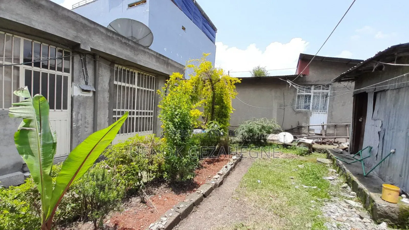 Furnished 9bdrm House in Gerji Roba, Bole for sale