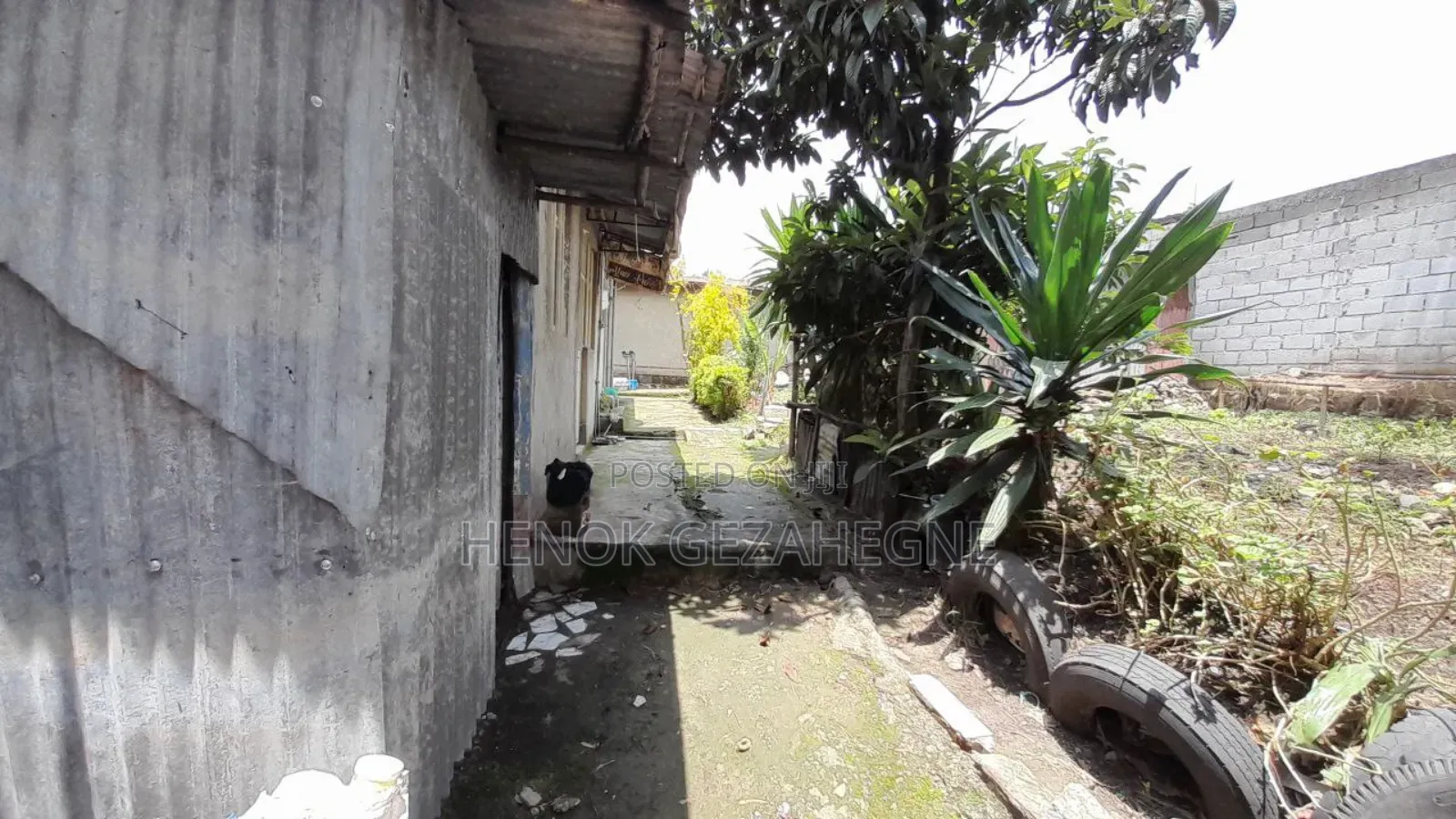 Furnished 9bdrm House in Gerji Roba, Bole for sale