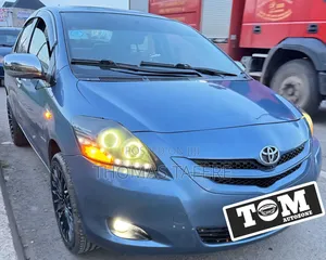 Photo - Toyota Yaris 2008 Blue
