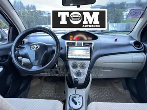 Toyota Yaris 2008 Blue