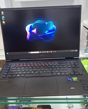 New Laptop HP Omen 17 32GB Intel Core I9 SSD 2T
