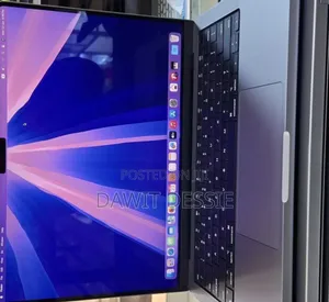 New Laptop Apple MacBook Pro M1 16GB AMD A8 SSD 1T